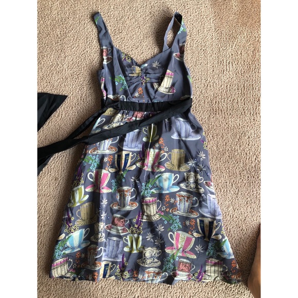 Floreat tea cup dress from Anthropologie - Picture 3 of 8
